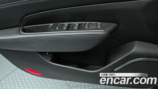 2016 Renault Korea SM6 — миниатюра 9