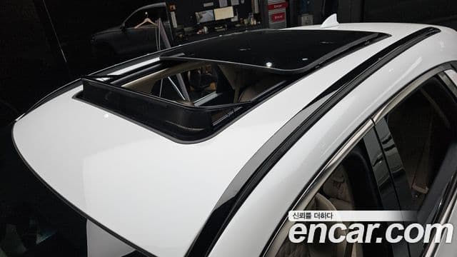 2024 Genesis GV70 — миниатюра 7