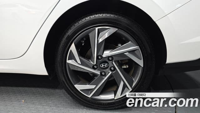 2023 Hyundai (Хёндэ) The New Avante (CN7) — миниатюра 5