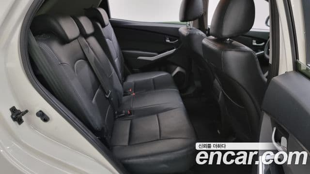 2015 SsangYong New 코란도 C — миниатюра 8