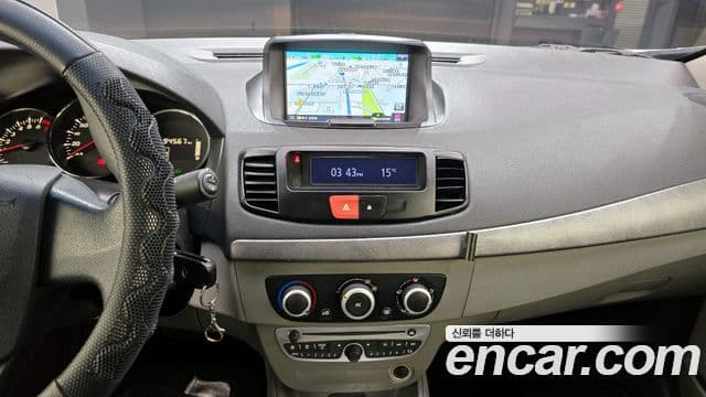 2011 Renault Korea New SM3 — миниатюра 8