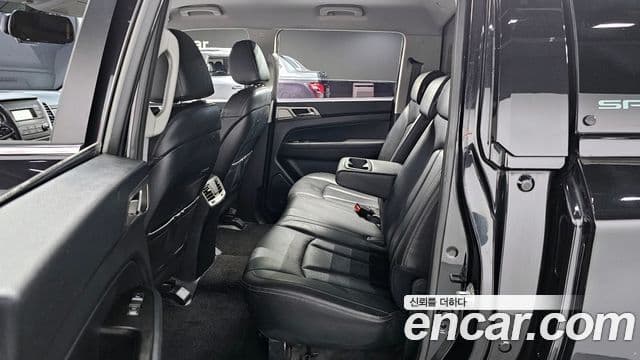 2018 SsangYong 렉스턴 스포츠 — миниатюра 8