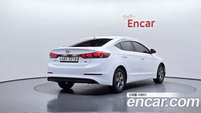 2016 Hyundai (Хёндэ) Avante AD — миниатюра 10