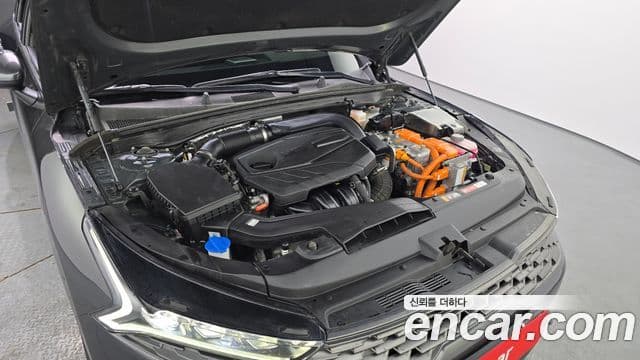 2021 Kia (Киа) K5 Hybrid 3rd Gen — миниатюра 5