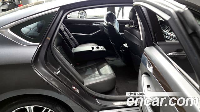 2016 Genesis G80 — миниатюра 8