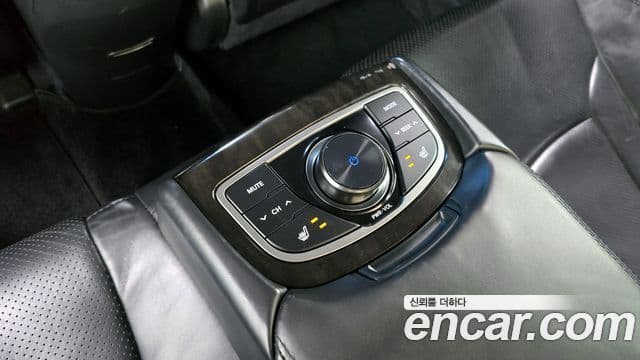 2011 Hyundai (Хёндэ) Grandeur HG — миниатюра 10