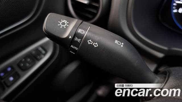 2017 Hyundai (Хёндэ) Kona — миниатюра 10