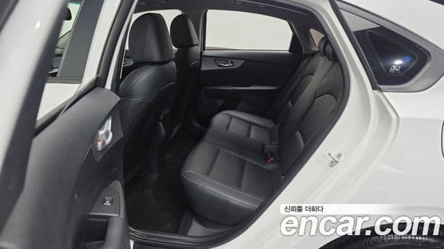 2022 Kia (Киа) The New K3 2nd Gen — миниатюра 9