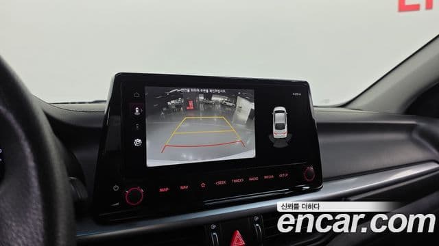 2022 Kia (Киа) The New K3 2nd Gen — миниатюра 8