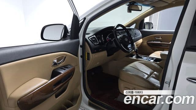 2015 Kia (Киа) All New Carnival — миниатюра 3