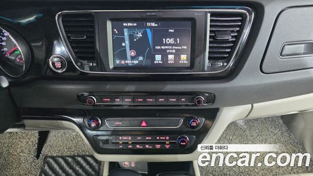 2016 Kia (Киа) All New Carnival — миниатюра 10