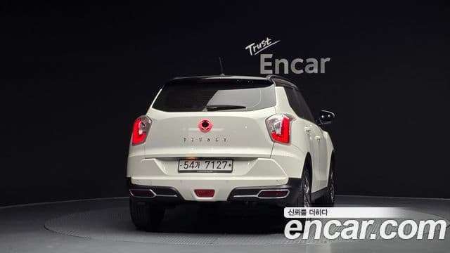 2018 SsangYong Tivoli 아머 — миниатюра 8