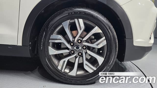 2018 SsangYong Tivoli 아머 — миниатюра 3
