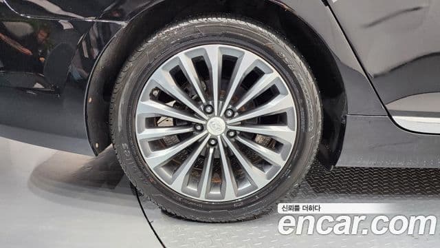 2012 Hyundai (Хёндэ) Grandeur HG — миниатюра 5