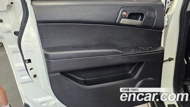 2015 SsangYong 코란도 스포츠 — миниатюра 2