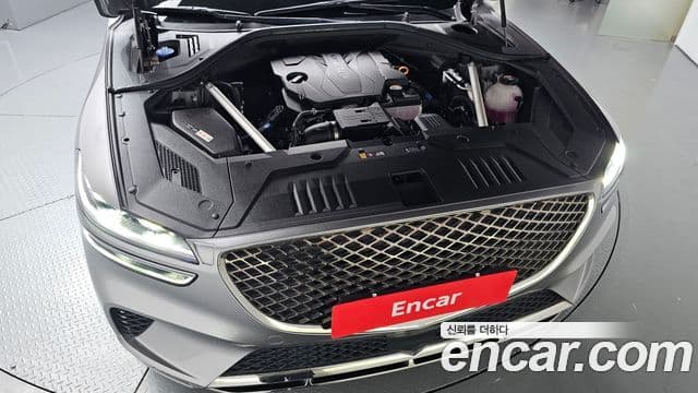 2021 Genesis GV70 — миниатюра 5
