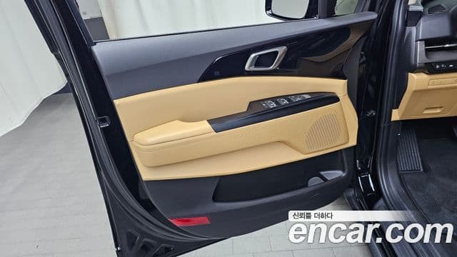2021 Kia (Киа) Carnival 4th Gen — миниатюра 2