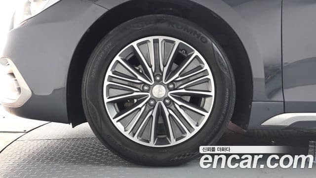 2018 Hyundai (Хёндэ) Grandeur IG Hybrid — миниатюра 8