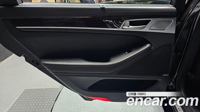 2018 Genesis G80 — миниатюра 5