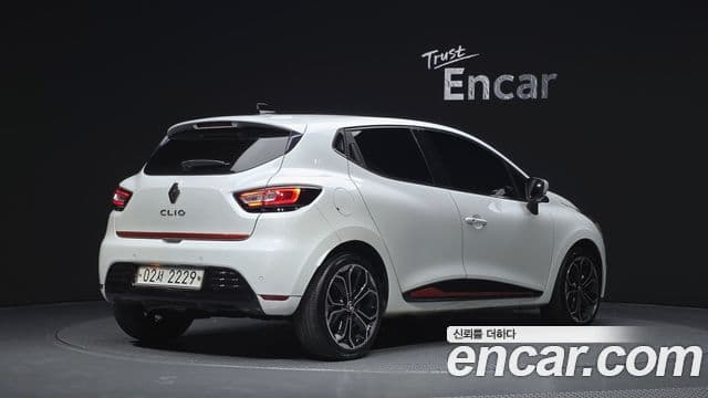 2018 Renault Korea 클리오 — миниатюра 8
