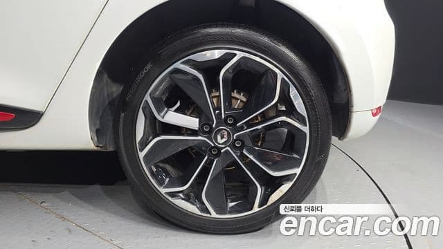2018 Renault Korea 클리오 — миниатюра 5