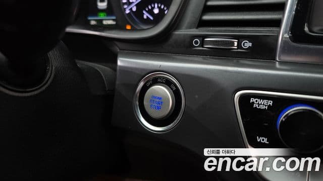 2017 Hyundai (Хёндэ) Sonata 뉴 라이즈 — миниатюра 9