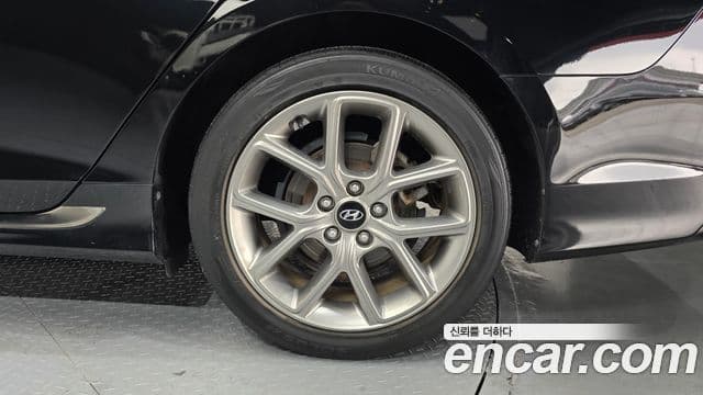 2017 Hyundai (Хёндэ) Sonata 뉴 라이즈 — миниатюра 5