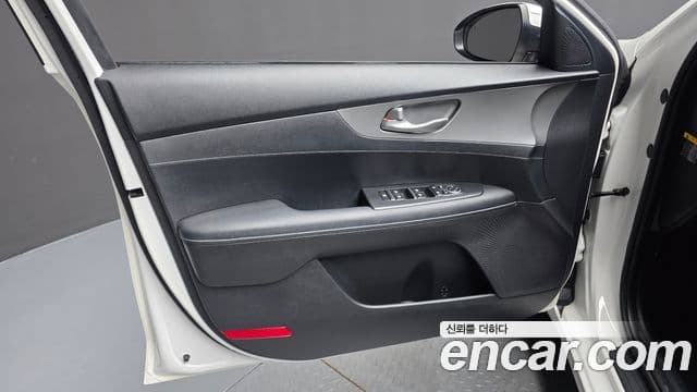 2019 Kia (Киа) All New K3 — миниатюра 3