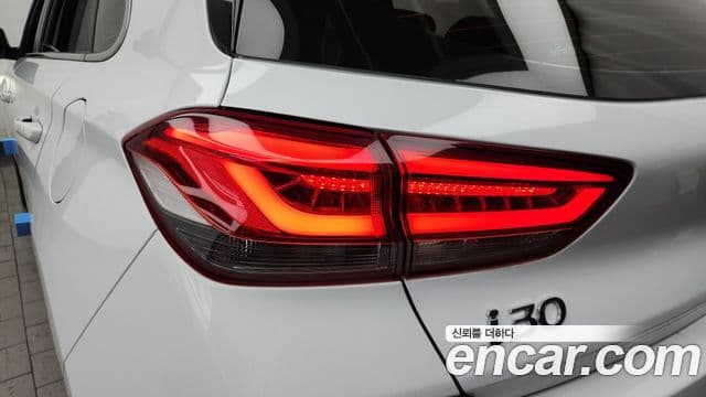 2017 Hyundai (Хёндэ) i30 (PD) — миниатюра 4