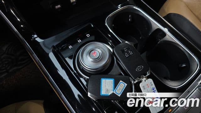 2020 Kia (Киа) Carnival 4th Gen — миниатюра 10