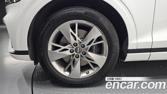 2021 Genesis GV70 — миниатюра 5