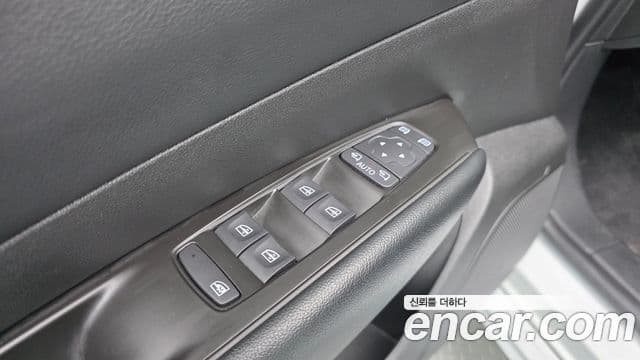 2022 Renault Korea The New SM6