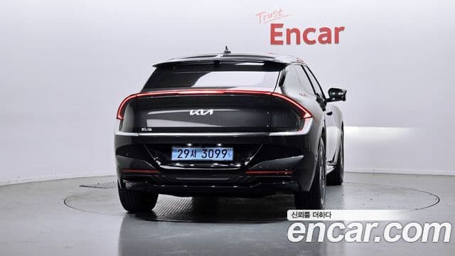 2025 Kia (Киа) The New EV6 — миниатюра 6
