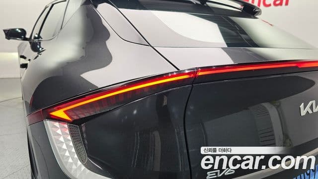 2025 Kia (Киа) The New EV6 — миниатюра 5