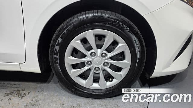 2022 Kia (Киа) The New K3 2nd Gen — миниатюра 7