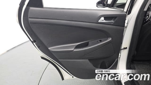 2015 Hyundai (Хёндэ) All New Tucson — миниатюра 3