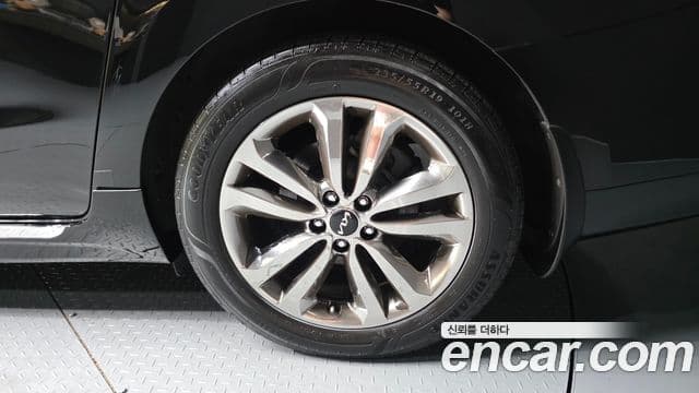2017 Kia (Киа) All New Carnival — миниатюра 4