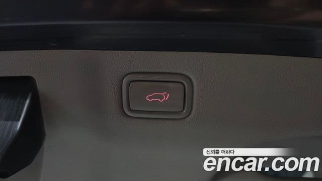 2017 Kia (Киа) All New Carnival — миниатюра 3