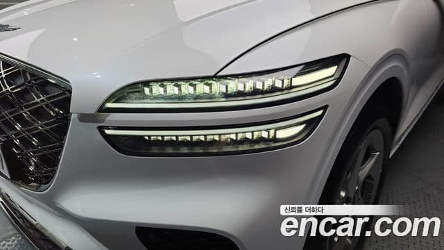 2026 Genesis GV70 — миниатюра 9
