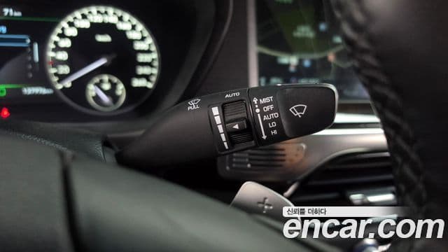 2016 Genesis EQ900 — миниатюра 2
