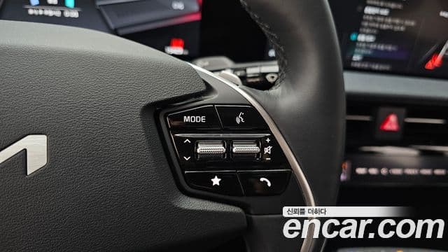2023 Kia (Киа) EV6 — миниатюра 3