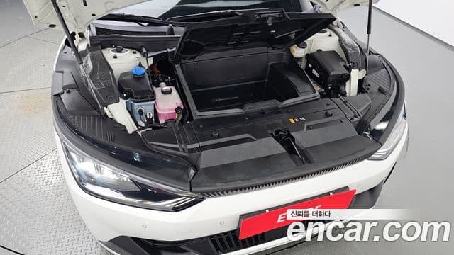 2024 Kia (Киа) EV6 — миниатюра 9