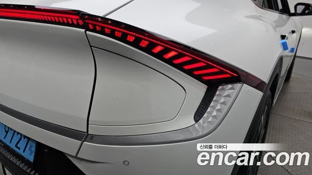 2024 Kia (Киа) EV6 — миниатюра 3