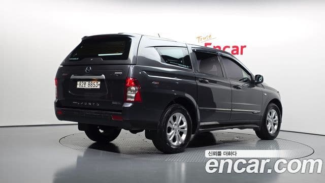 2016 SsangYong 코란도 스포츠 — миниатюра 3