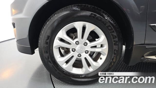 2016 SsangYong 코란도 스포츠 — миниатюра 7