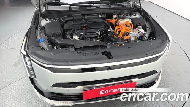 2025 Kia (Киа) The New K8 Hybrid — миниатюра 4