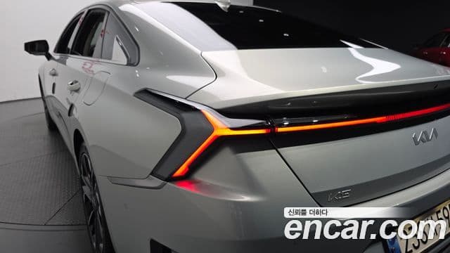 2025 Kia (Киа) The New K8 Hybrid — миниатюра 8