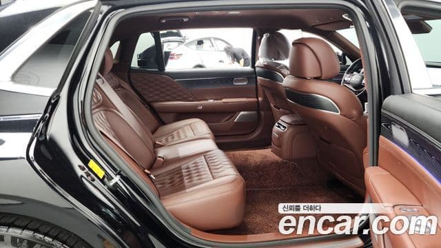 2022 Genesis G90 (RS4) — миниатюра 8