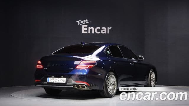 2021 Genesis The New G70 — миниатюра 2
