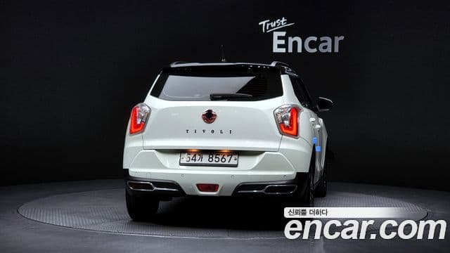 2018 SsangYong Tivoli 아머 — миниатюра 4